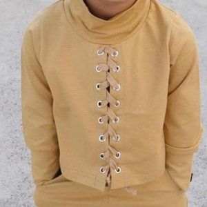 Mustard Laced Girls Top NWT   SIZE 5